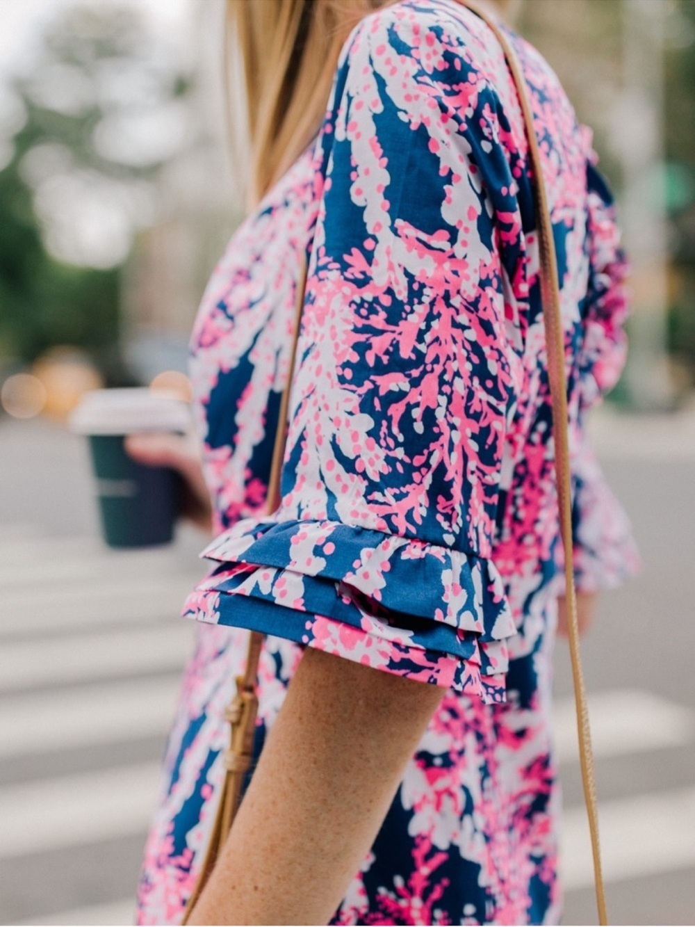 Lilly Pulitzer Fiesta Stretch Dress Beyond the Sea Print Ruffle Sleeve Pink - Picture 2 of 12